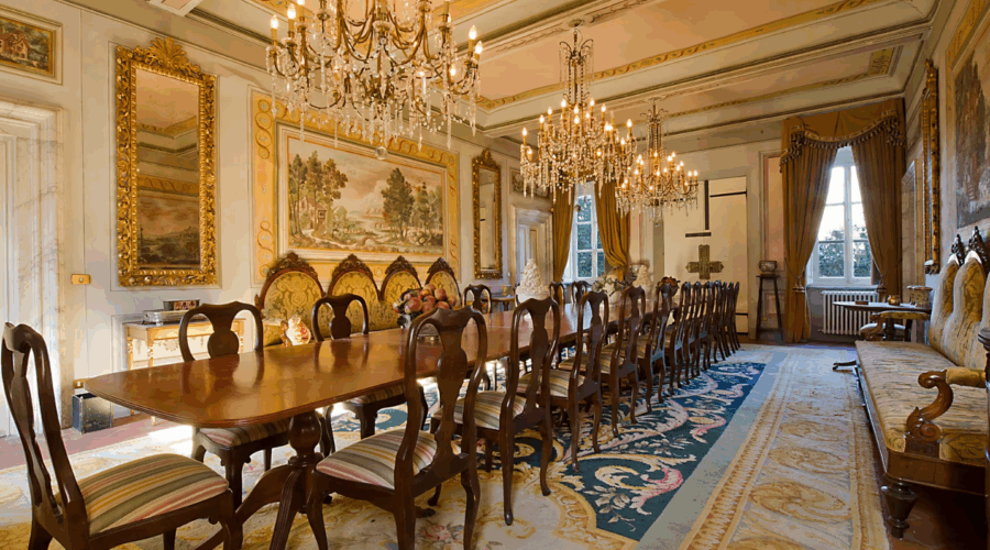 Villa Dining Rooms