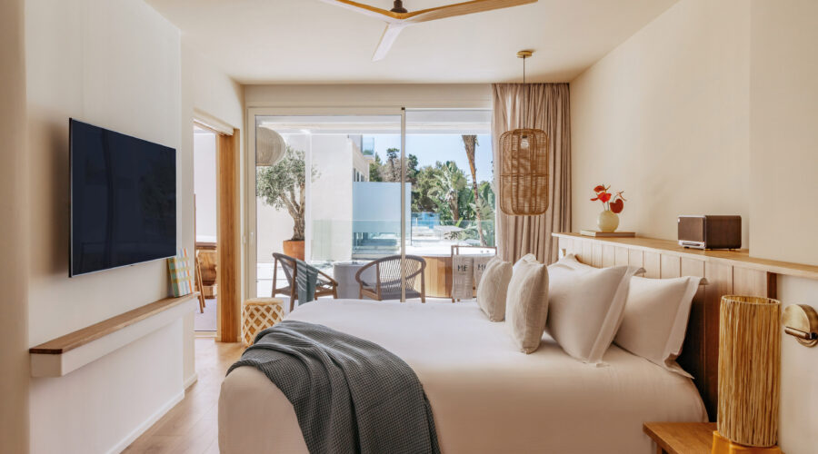 Bedroom Suite w/ Terrace