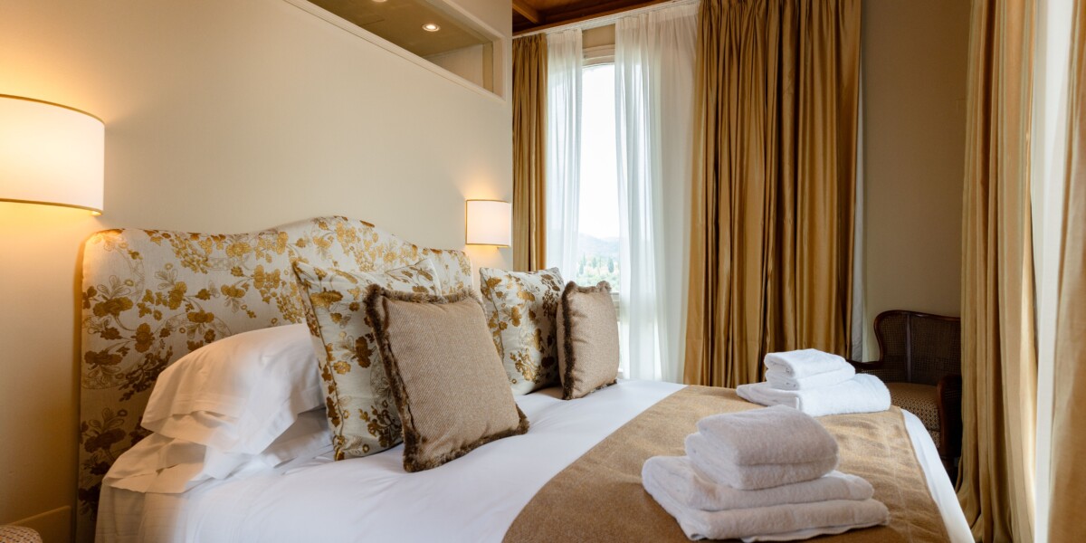 Deluxe Room 1