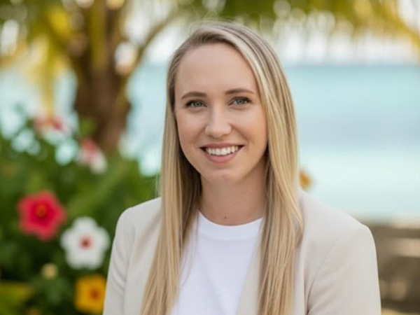 Chelsea Vrakatselis, B2C Operations Manager