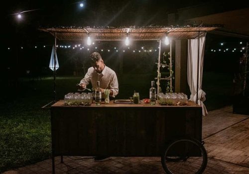 Cocktail cart serving mojitos and caipirinhas
